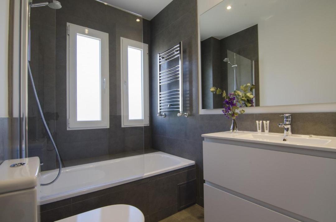 2 Bedrooms 2 Bathrooms Furnished - Bernabeu - Business Area With Terrace - Minty Stay 马德里 外观 照片